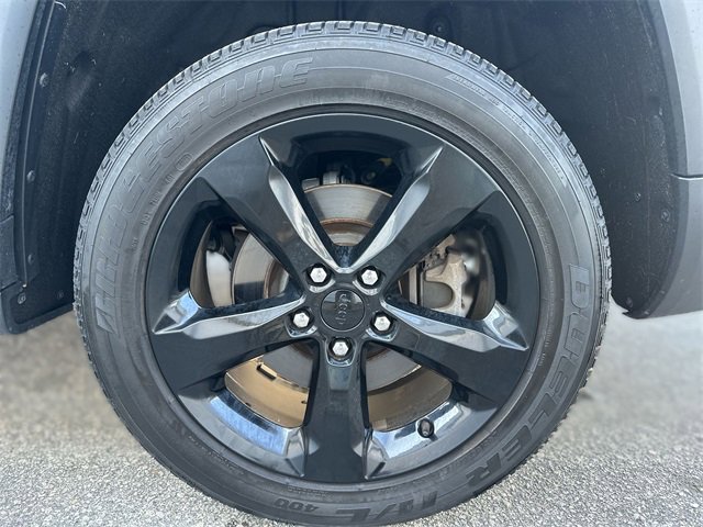 Used 2024 Jeep Grand Cherokee L Altitude image 10