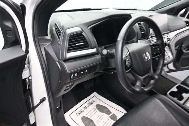 Used 2025 Honda Odyssey Sport-L image 27