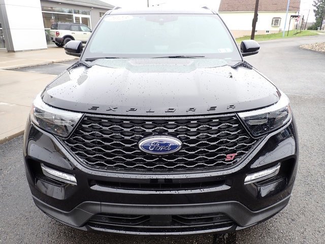 Certified 2023 Ford Explorer ST w/ Equipment Group 401A image 8
