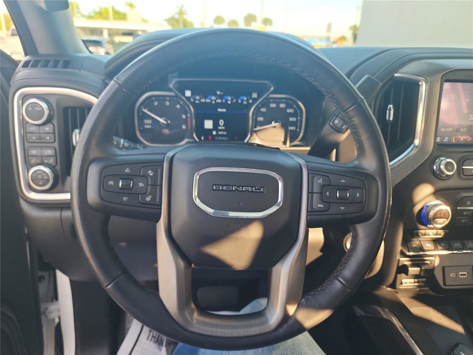 Used 2021 GMC Sierra 1500 Denali w/ Denali Ultimate Package image 39