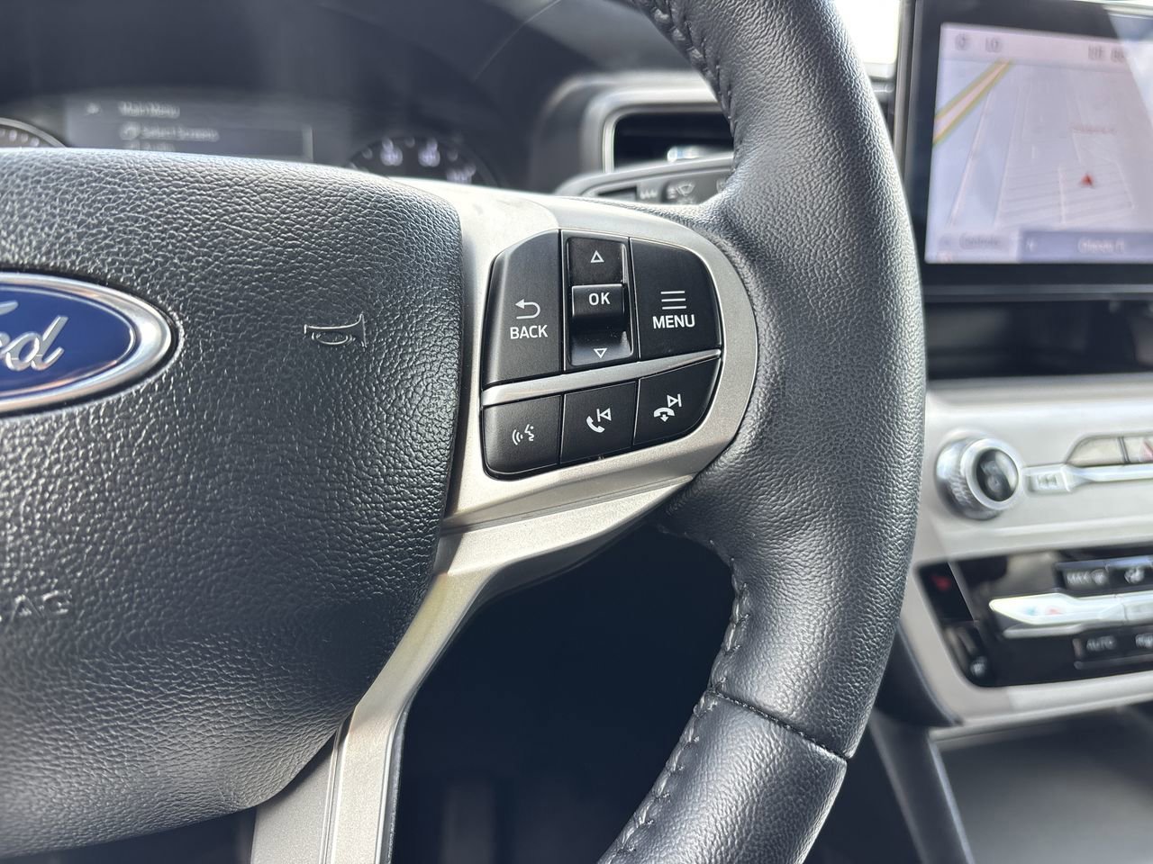 Certified 2023 Ford Explorer XLT w/ Equipment Group 202A image 30