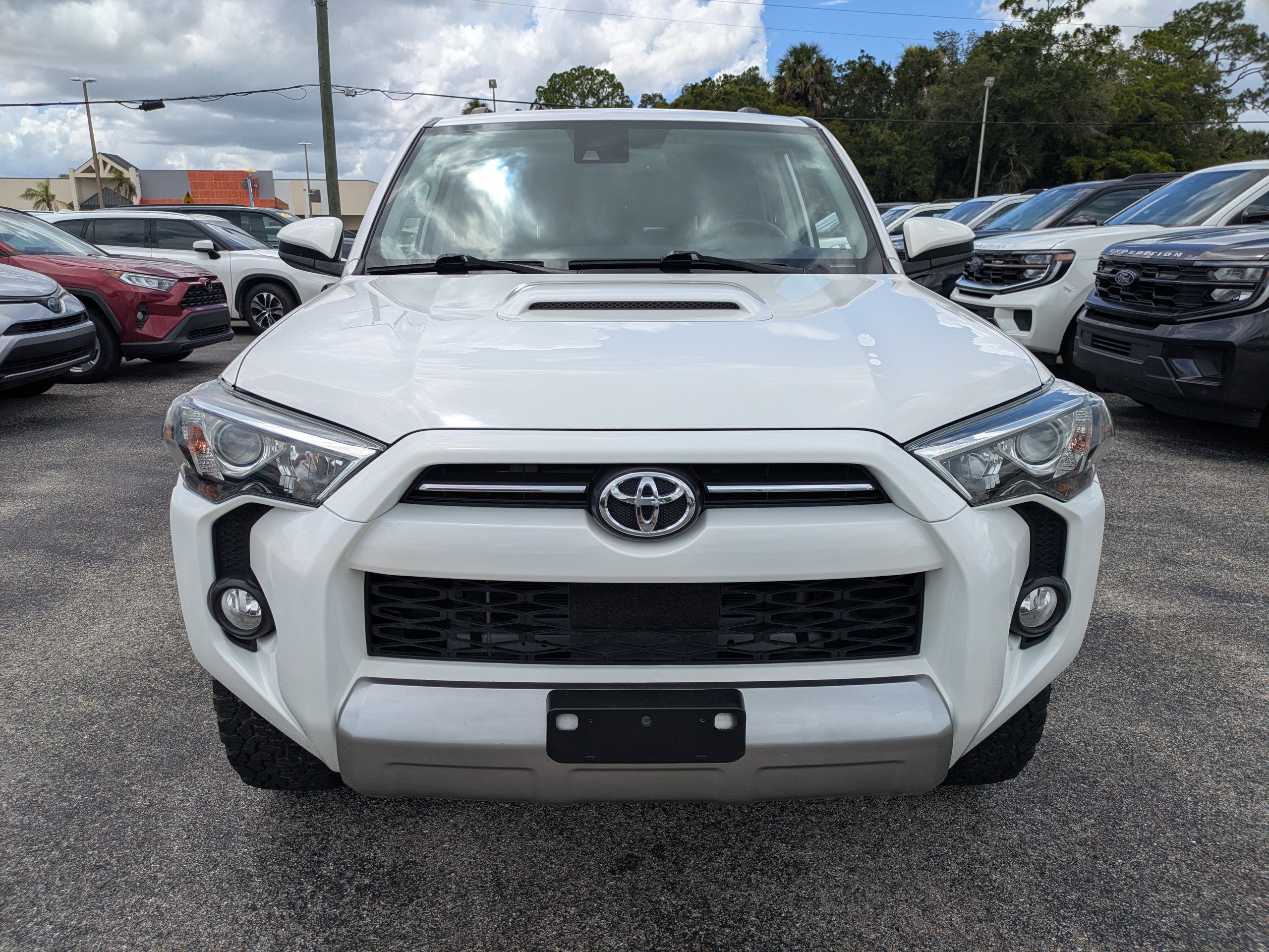 Used 2020 Toyota 4Runner TRD Off-Road AWD/4WD image 9