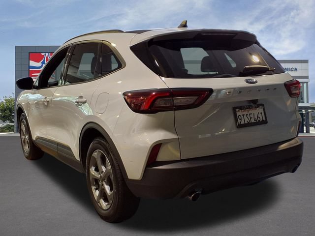 Certified 2025 Ford Escape ST-Line FWD image 3