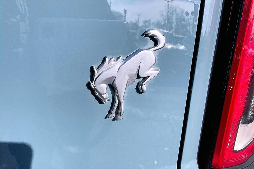 Certified 2021 Ford Bronco Badlands image 7