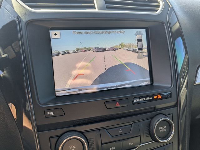 Certified 2017 Ford Explorer XLT w/ Equipment Group 202A image 17