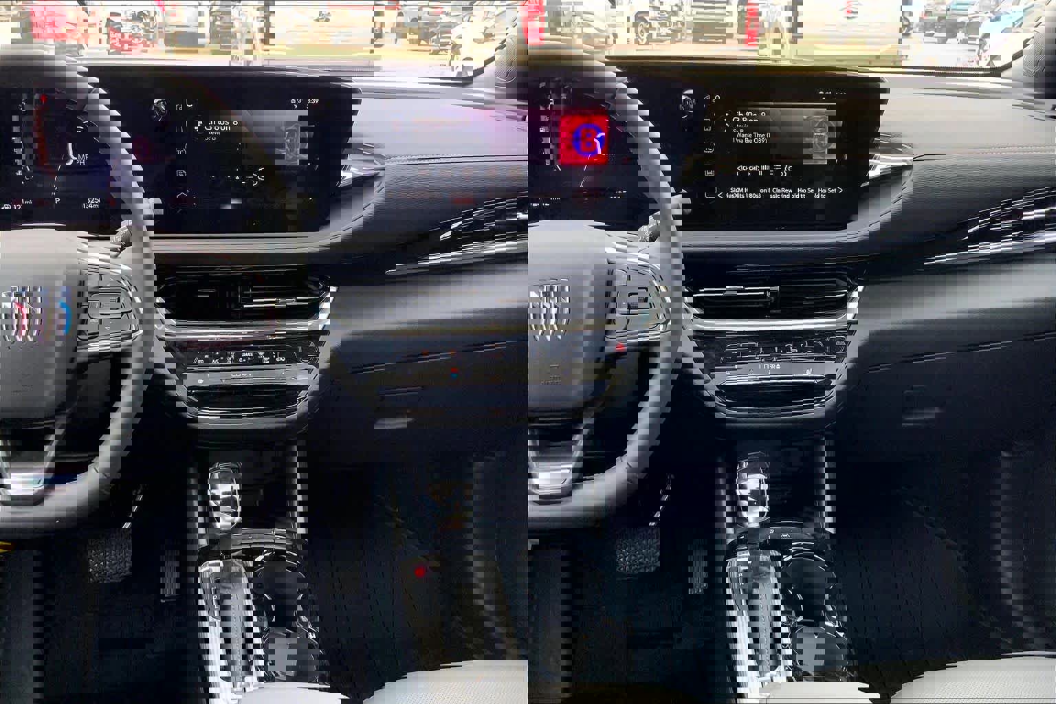 Used 2025 Buick Envista Avenir image 7