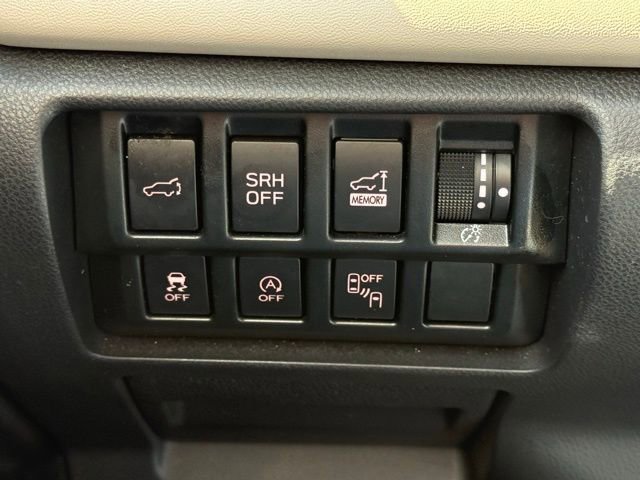 Used 2023 Subaru Forester Limited AWD/4WD image 18