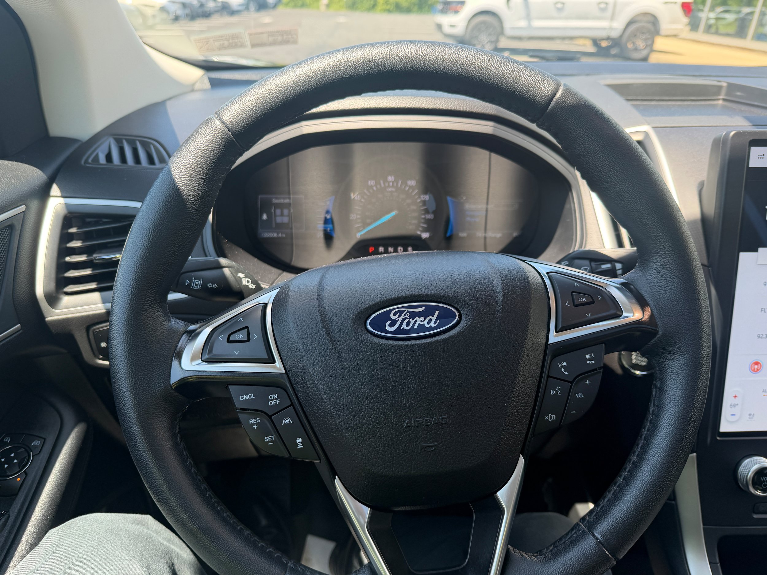 Certified 2024 Ford Edge SEL w/ Convenience Package AWD/4WD image 25