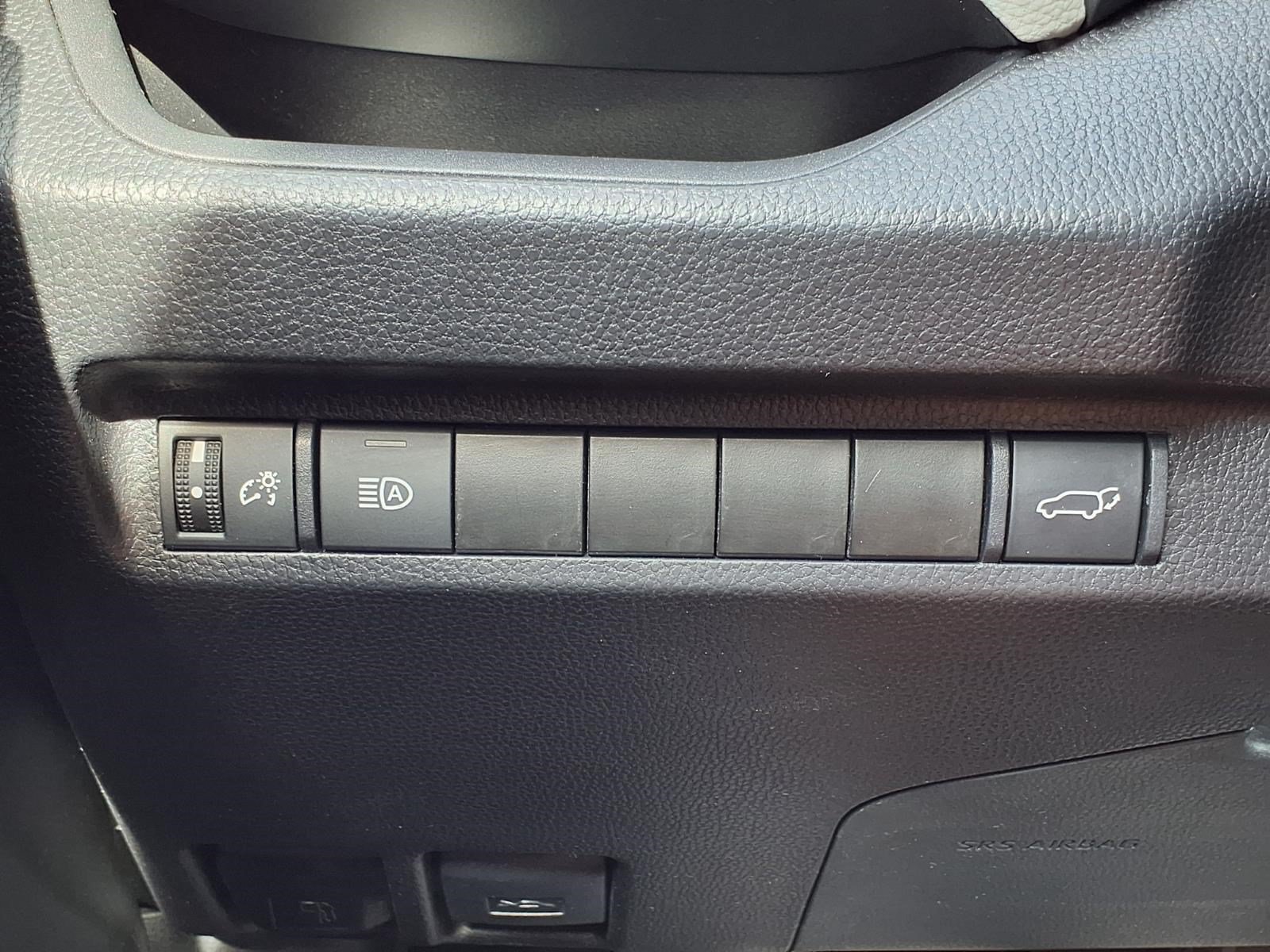 Used 2024 Toyota RAV4 XLE Premium FWD image 23