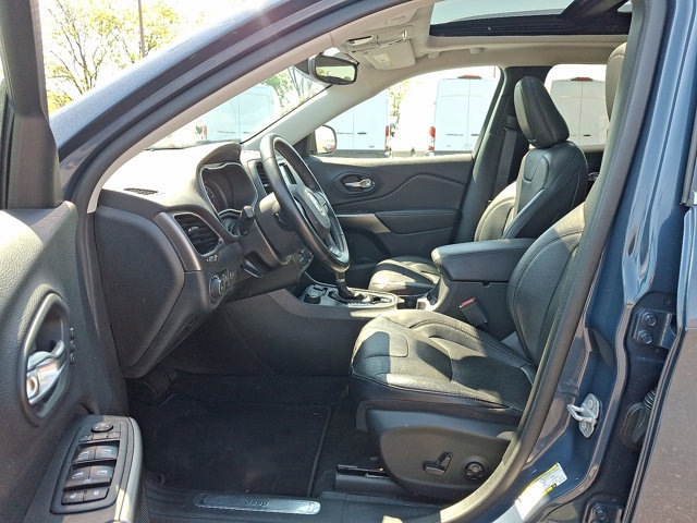Used 2020 Jeep Cherokee Limited AWD/4WD image 13
