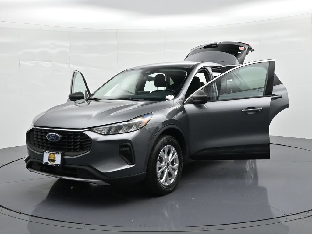 Certified 2024 Ford Escape Active AWD/4WD image 25