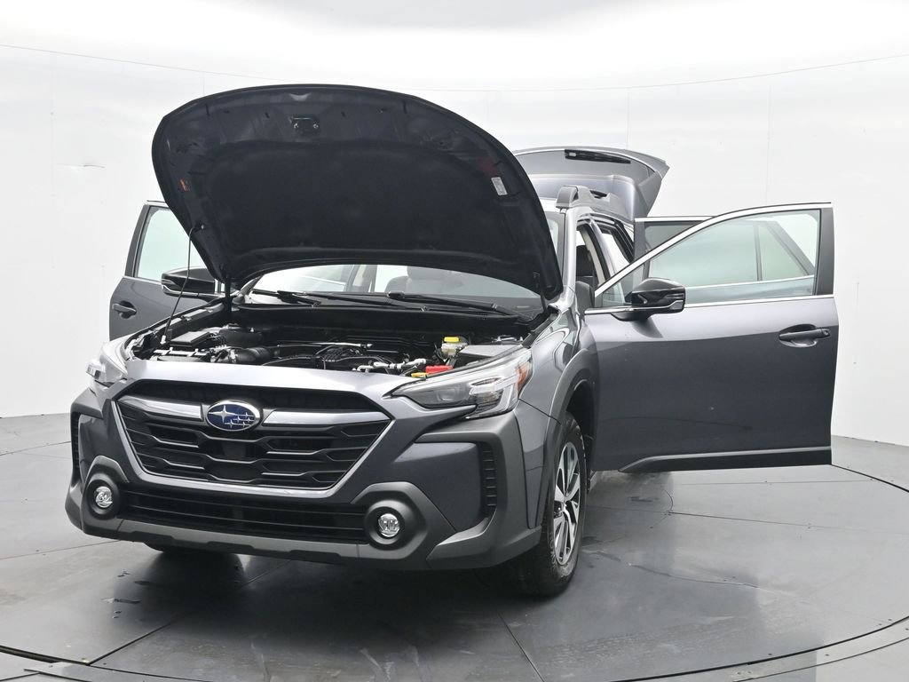 Used 2025 Subaru Outback Premium AWD/4WD image 34
