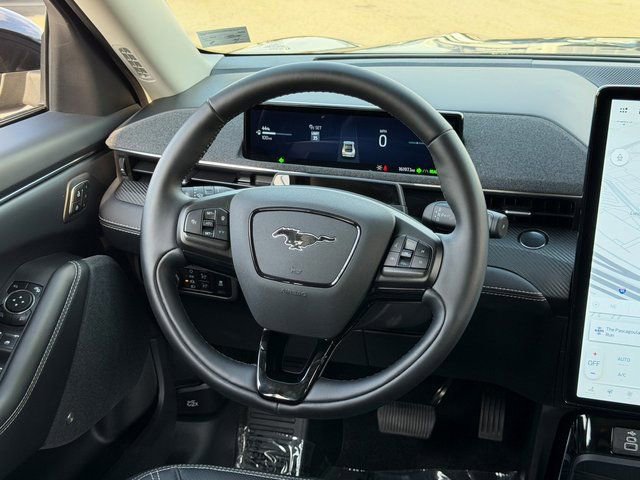 Certified 2025 Ford Mustang Mach-E Premium image 18