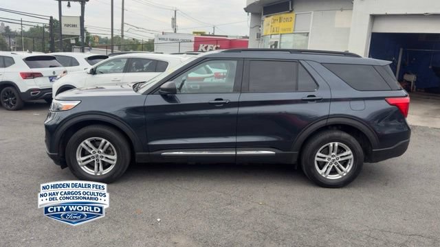 Certified 2022 Ford Explorer XLT AWD/4WD image 2