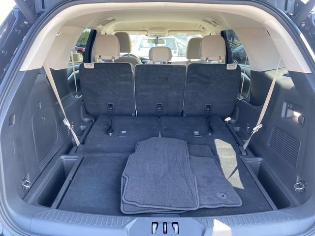 Certified 2023 Ford Explorer 4WD w/ Class IV Trailer Tow Package image 10