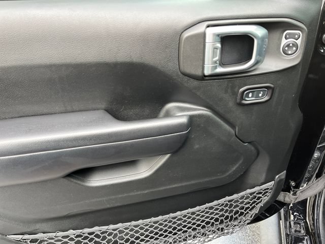 Used 2019 Jeep Wrangler Unlimited Rubicon AWD/4WD image 22