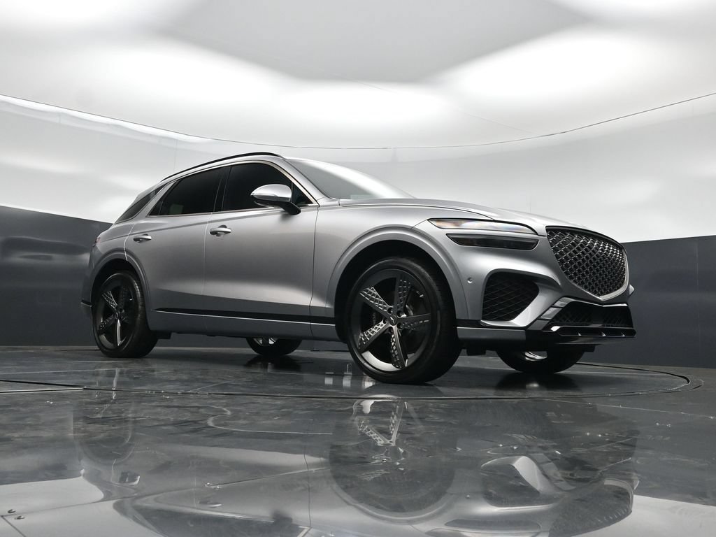 Used 2024 Genesis GV70 3.5T Sport w/ Sport Advanced Package AWD/4WD image 4