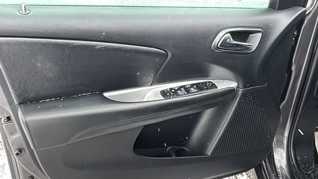 Used 2019 Dodge Journey SE w/ Blacktop Package image 11
