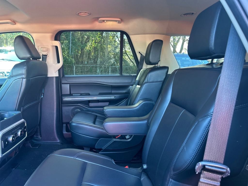 Certified 2024 Ford Expedition XLT image 13