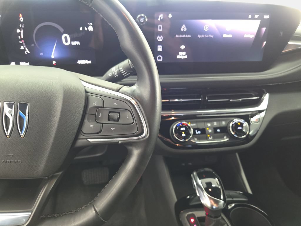 Used 2024 Buick Envista Sport Touring w/ Convenience I Package FWD image 15