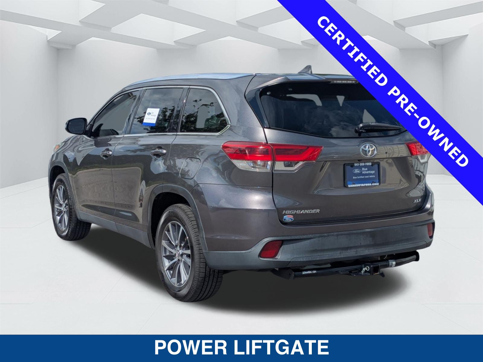 Used 2019 Toyota Highlander XLE FWD image 7