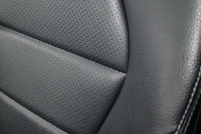Used 2022 Mercedes-Benz GLC 300 image 12