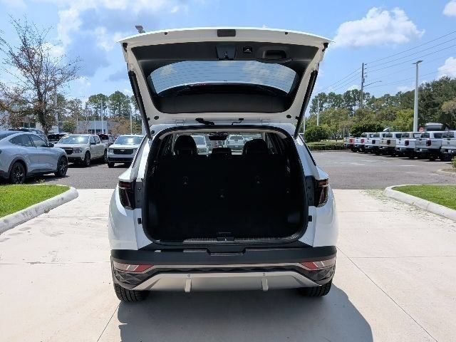 Used 2022 Hyundai Tucson Limited AWD/4WD image 8