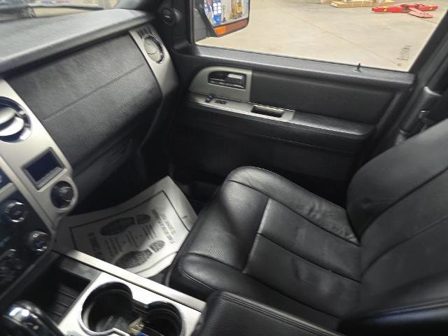 Certified 2017 Ford Expedition Limited w/ Equipment Group 301A image 20