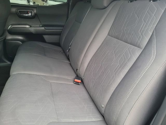 Used 2019 Toyota Tacoma TRD Off-Road w/ Technology Package image 13