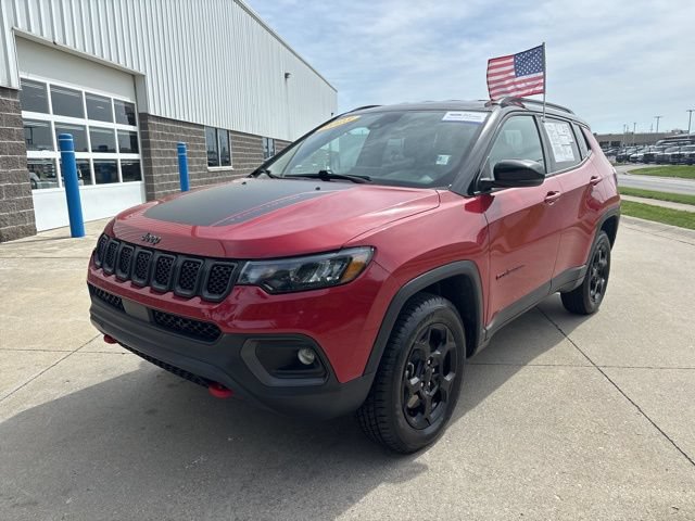 Used 2023 Jeep Compass Trailhawk AWD/4WD image 4