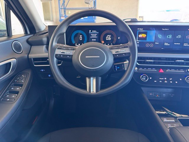Used 2025 Hyundai Sonata SEL FWD image 13