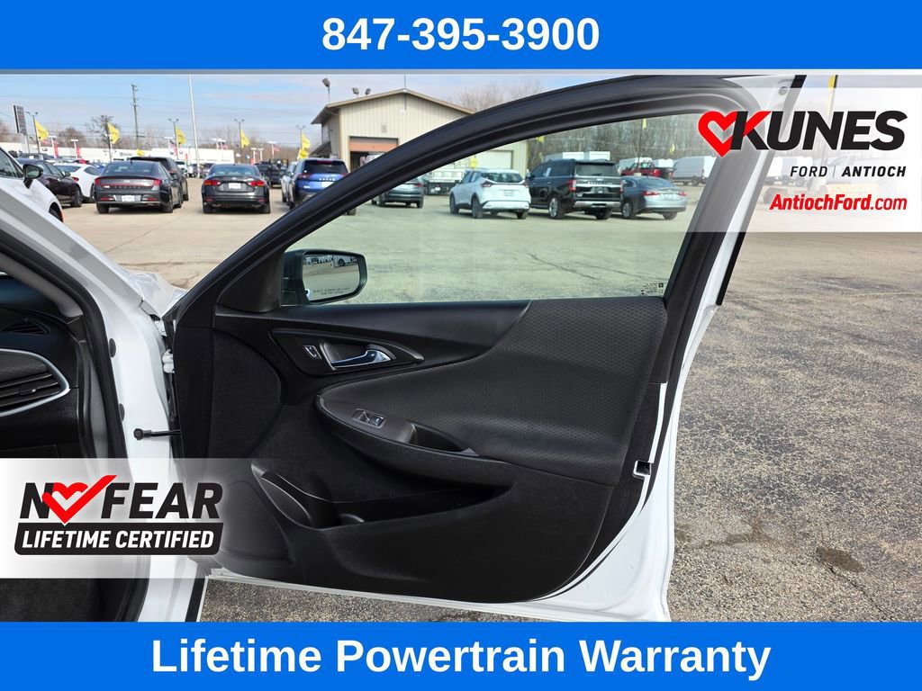 Used 2023 Chevrolet Malibu LS image 26