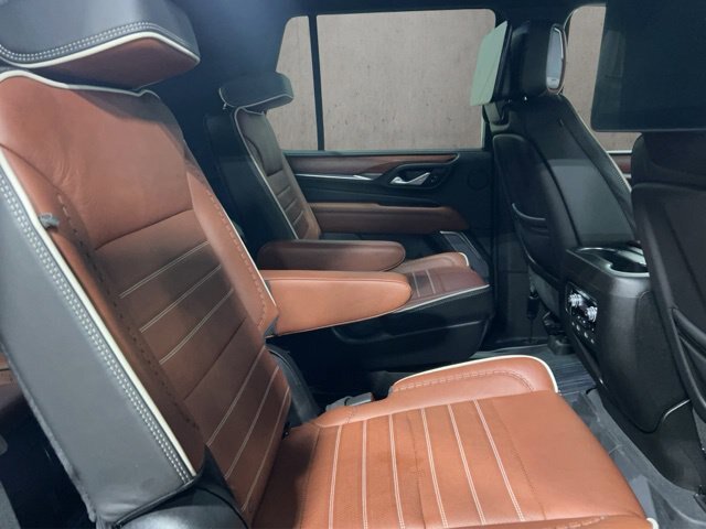 Used 2024 GMC Yukon Denali Ultimate AWD/4WD image 22