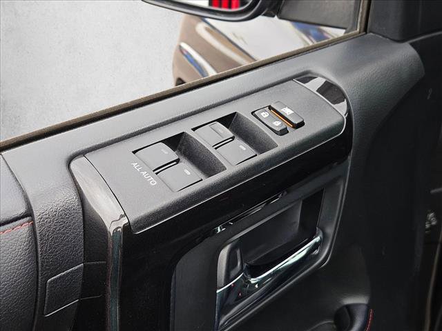 Used 2020 Toyota 4Runner TRD Off-Road Premium w/ Moonroof Package image 11