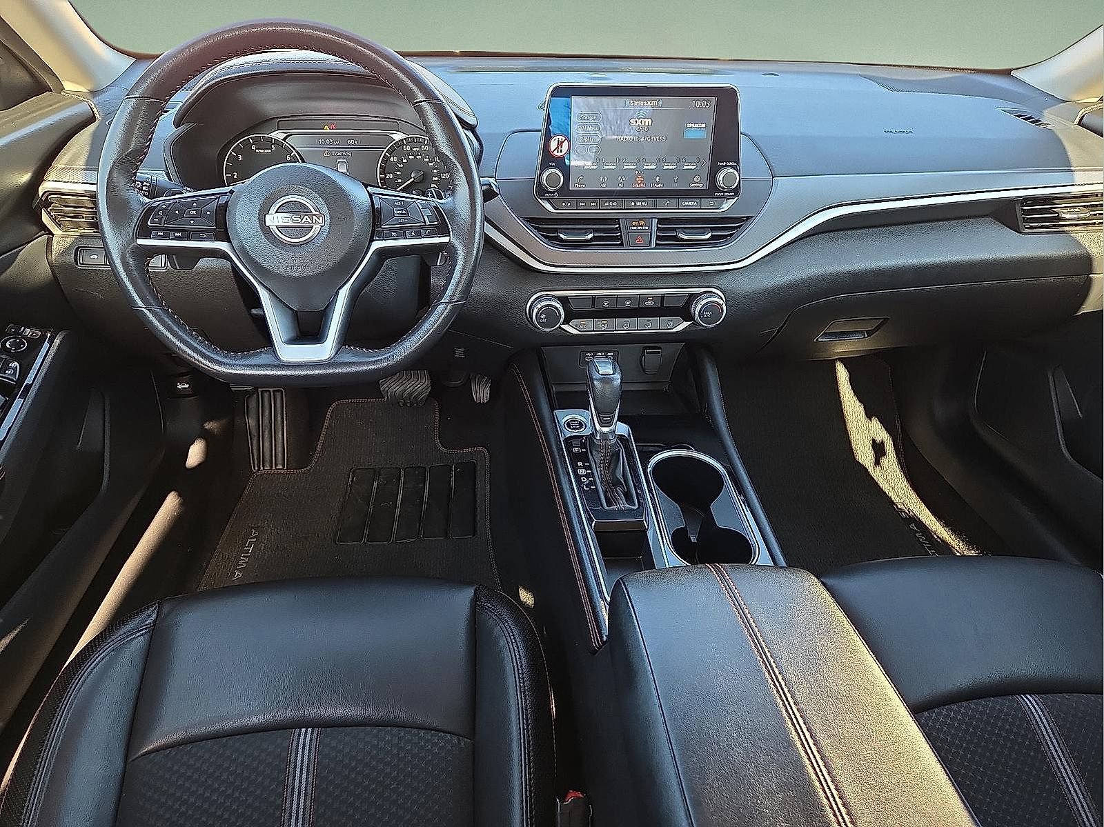 Used 2024 Nissan Altima 2.5 SR FWD image 11