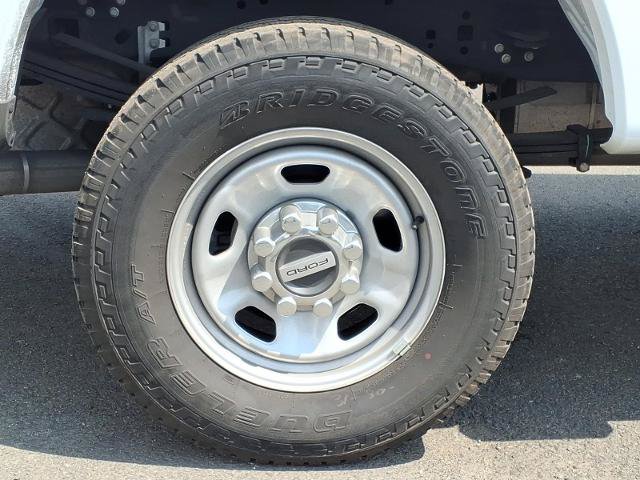 Certified 2023 Ford F350 XL w/ Snow Plow Prep Package AWD/4WD image 17