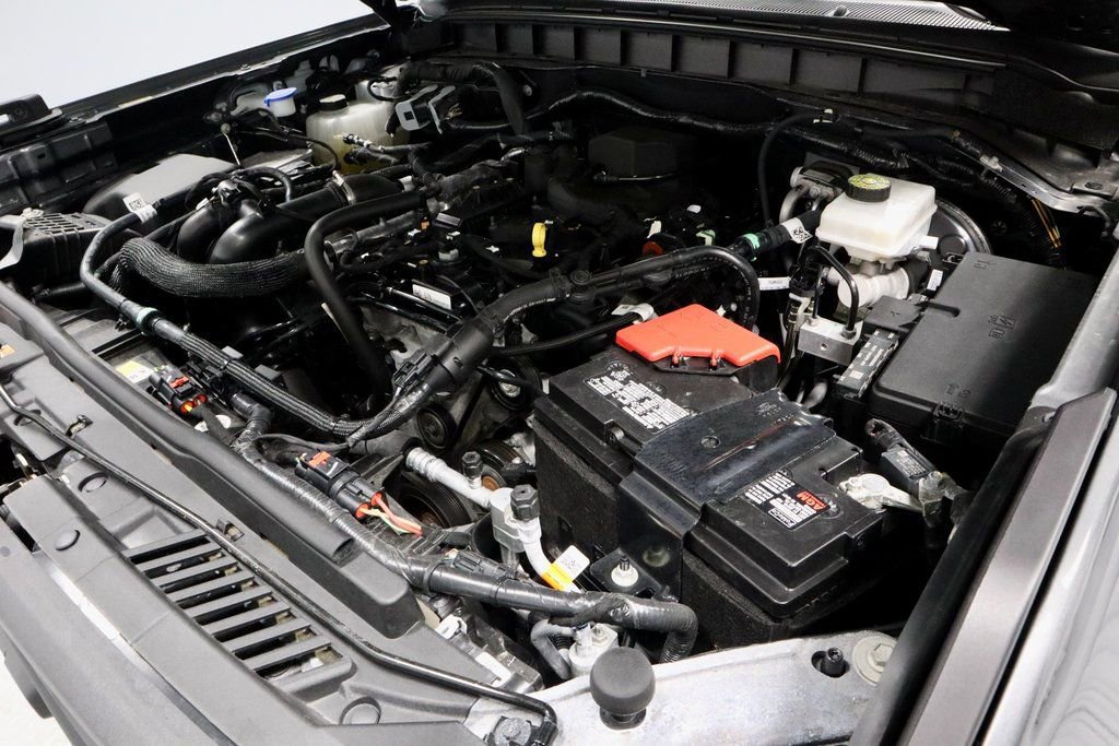 Certified 2024 Ford Bronco Black Diamond image 15