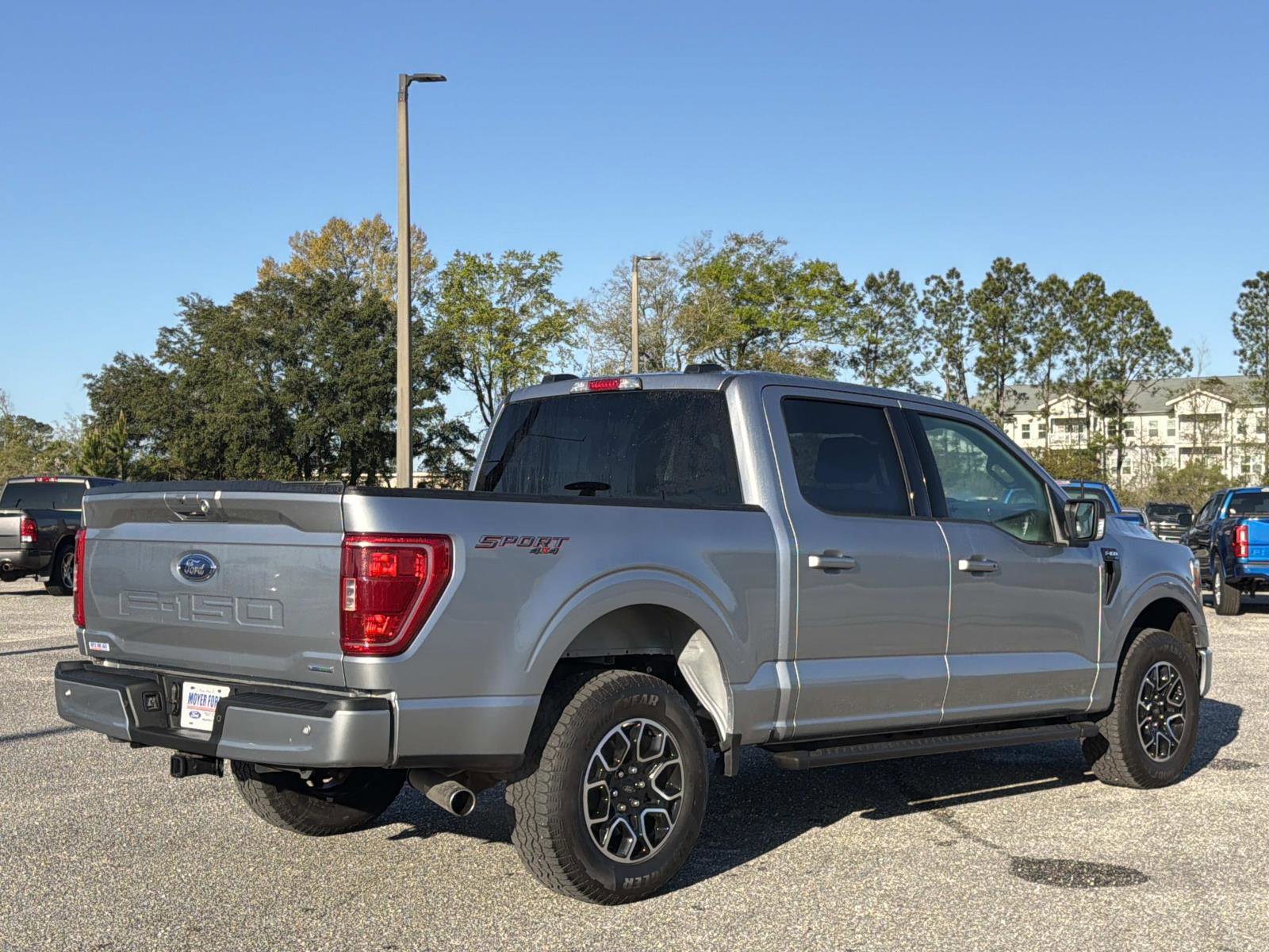 Certified 2022 Ford F150 XLT w/ Equipment Group 302A High AWD/4WD image 8