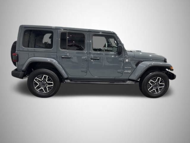 Used 2024 Jeep Wrangler Sahara w/ Technology Group image 6