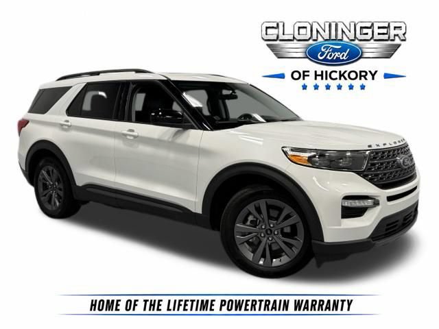 Certified 2023 Ford Explorer XLT w/ Equipment Group 202A