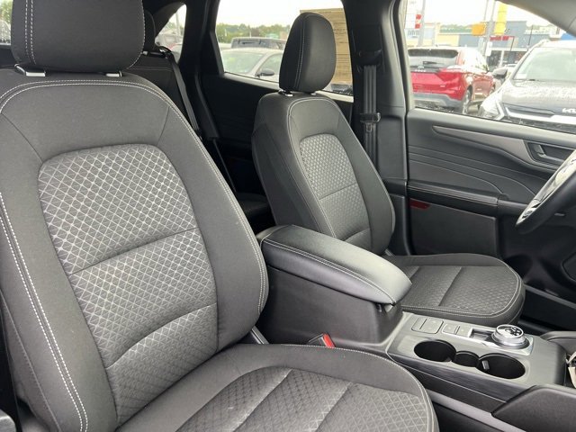 Certified 2024 Ford Escape Active w/ Cold Weather Package image 27