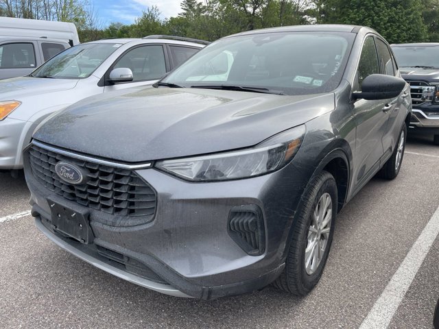 Certified 2024 Ford Escape Active AWD/4WD image 2