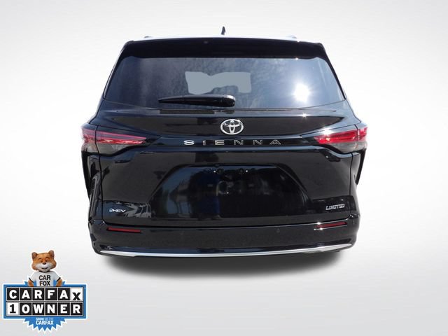 Used 2026 Toyota Sienna Limited FWD image 12