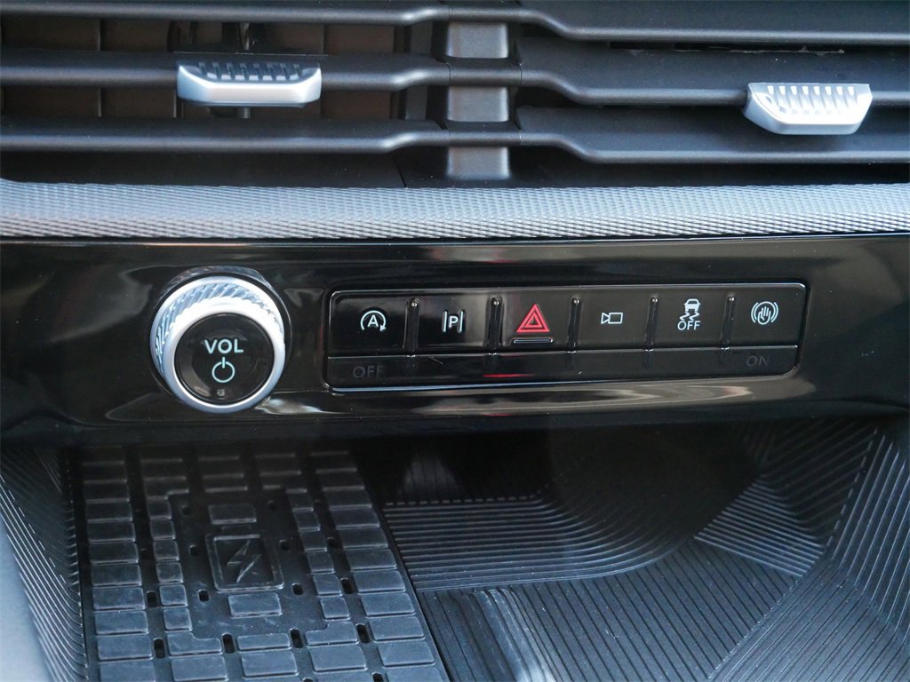 Certified 2025 Ford Explorer ST image 24