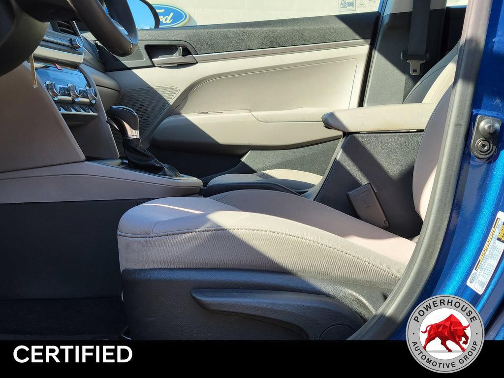 Used 2020 Hyundai Elantra SE FWD image 22