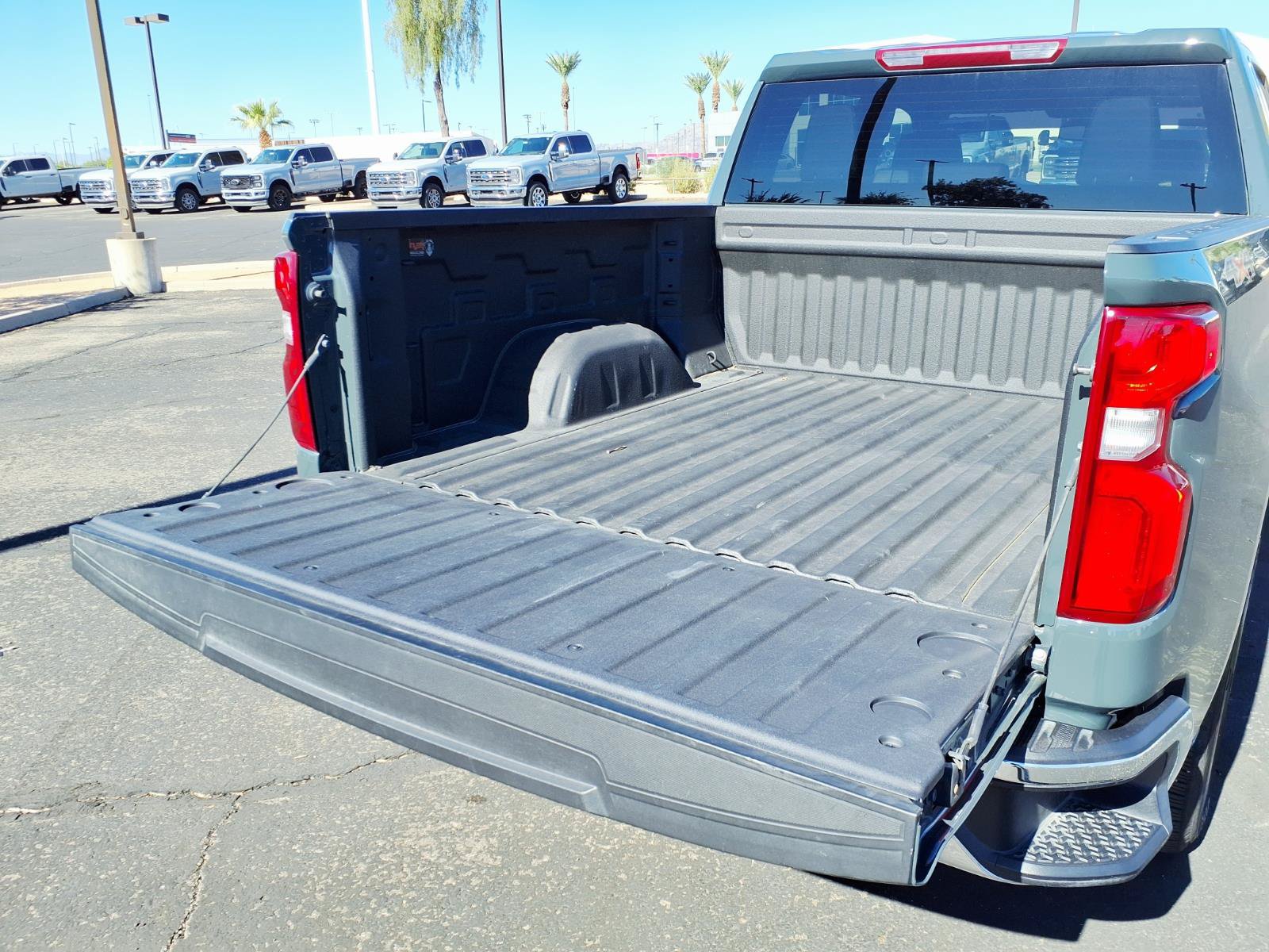 Used 2026 Chevrolet Silverado 1500 LTZ AWD/4WD image 15