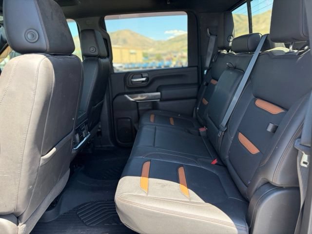 Used 2020 GMC Sierra 2500 AT4 w/ AT4 Premium Package AWD/4WD image 17
