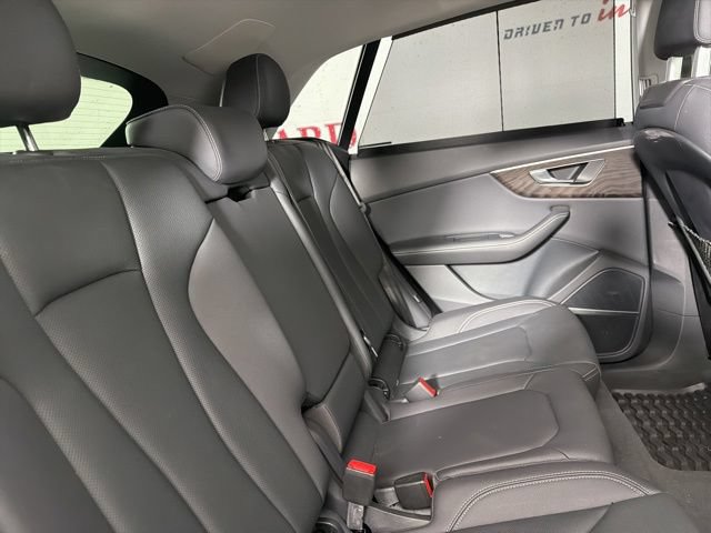 Used 2023 Audi Q8 Prestige AWD/4WD image 18