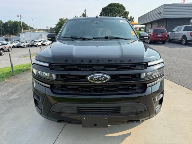 Certified 2022 Ford Expedition Limited AWD/4WD image 3