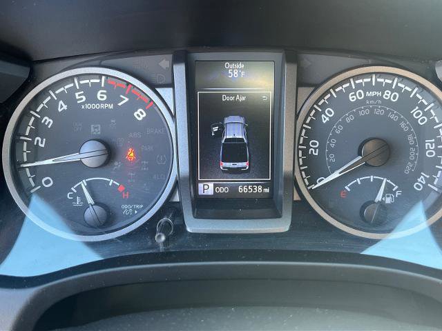 Used 2021 Toyota Tacoma TRD Off-Road w/ TRD Premium Off Road Package image 9